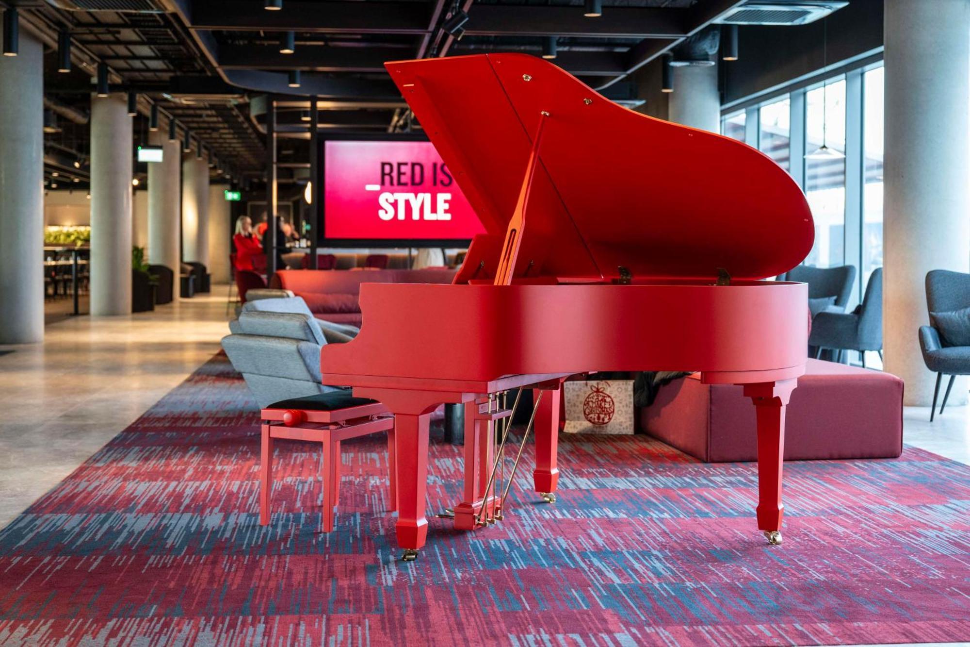 Radisson Red Galway Hotel Екстериор снимка