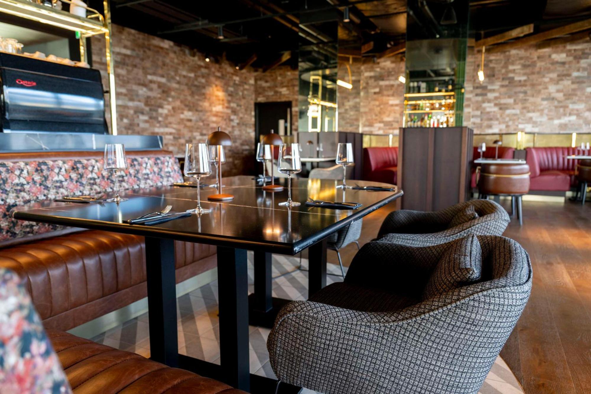 Radisson Red Galway Hotel Екстериор снимка